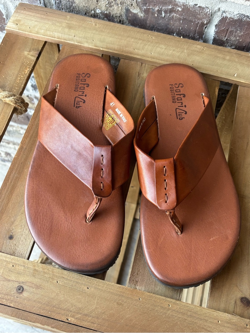 Italian Leather Saffari Club Positano Brown Thong Sandals Size 41